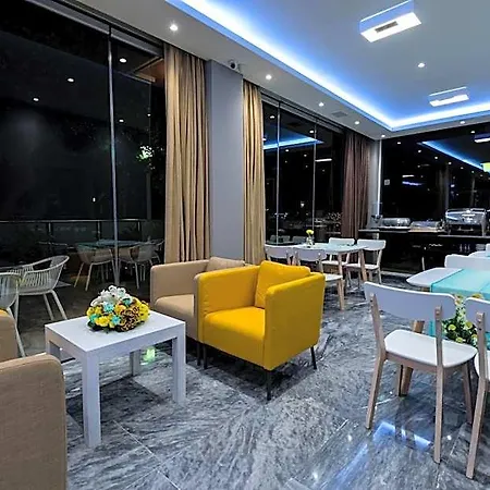 Olympia Hotel 2*